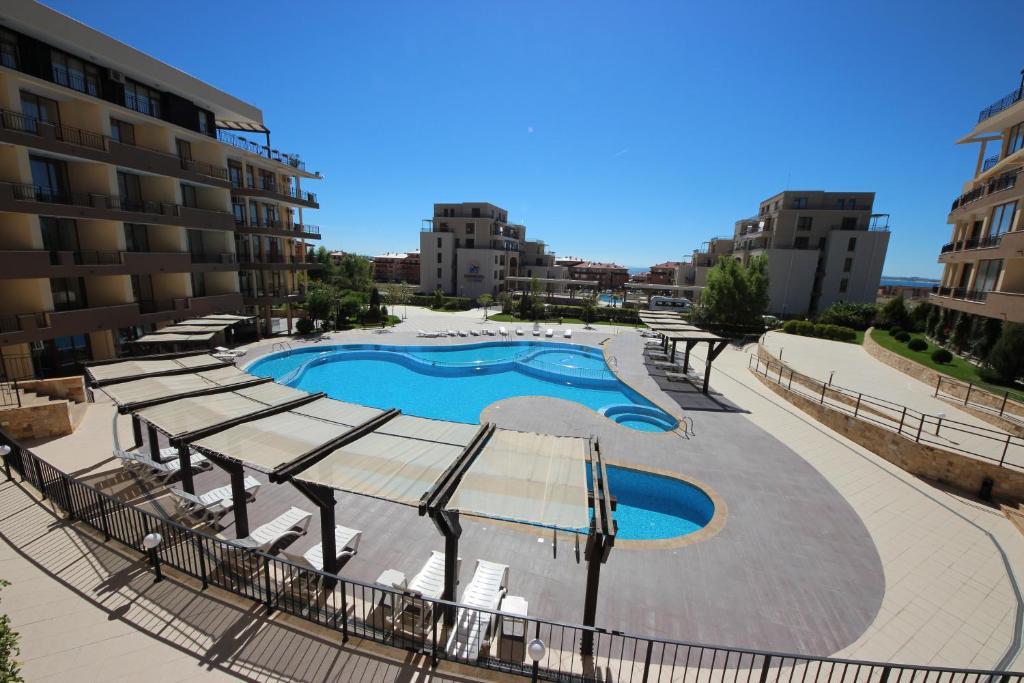 Menada Luxor Apartments Sveti Vlas Exterior foto
